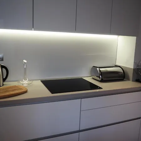 Caseblanche - Myriel Mae-9854 Apartment Saint-Martin-de-Belleville